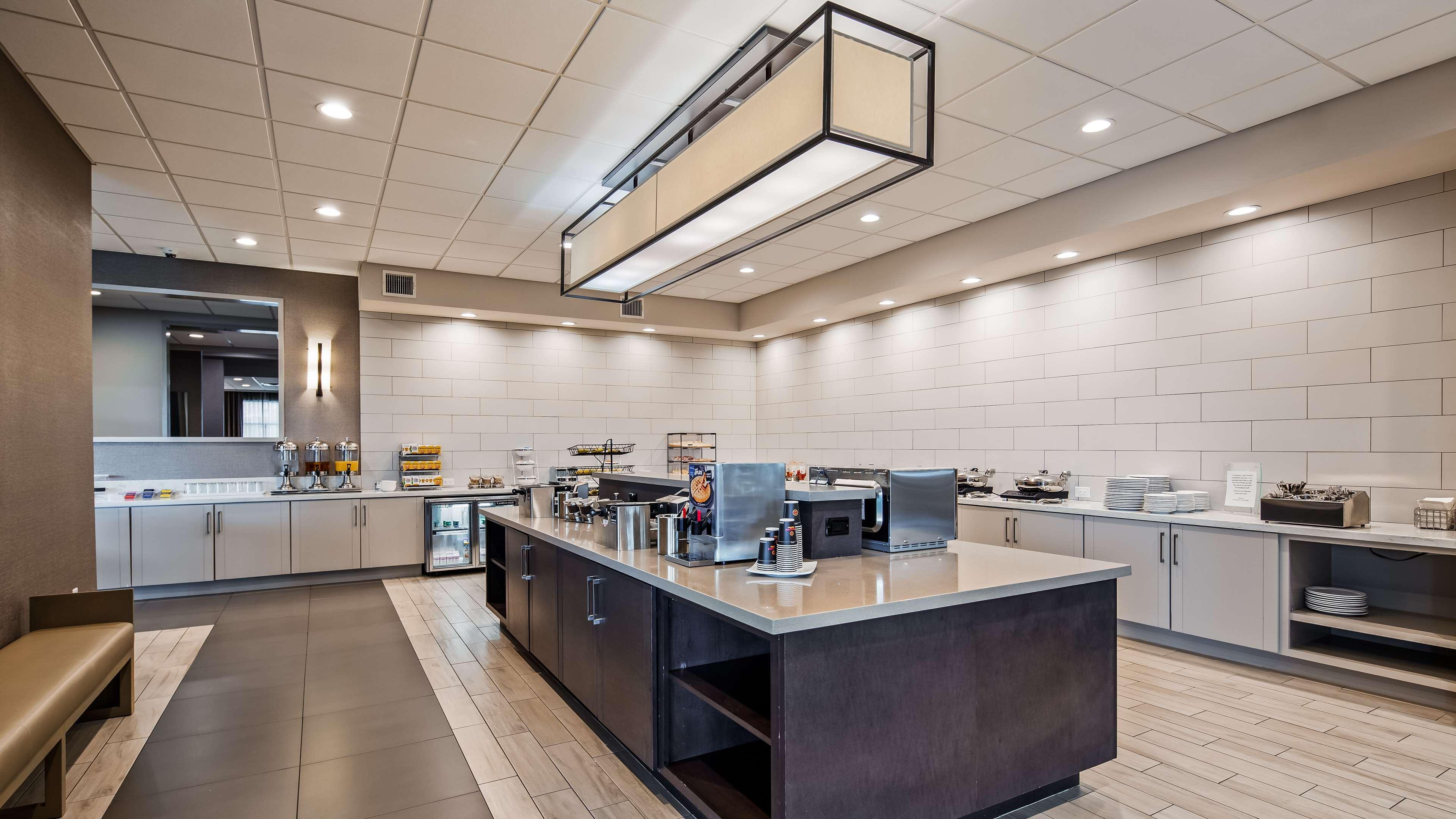 Wyndham Garden Katy Hotel Екстериор снимка